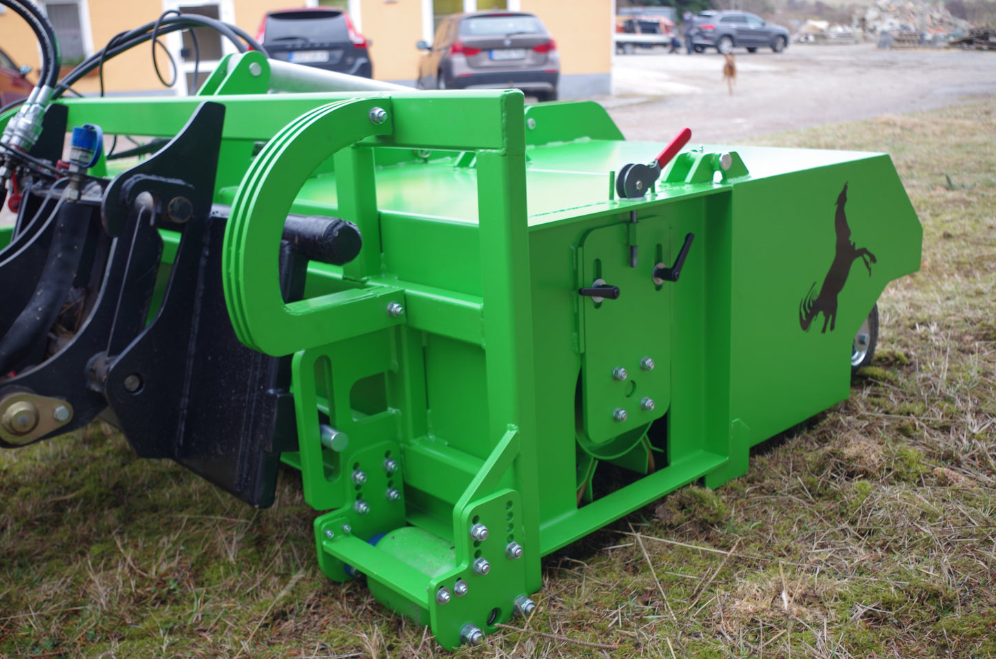 FARM-SERVANT® front attachment FS130FA